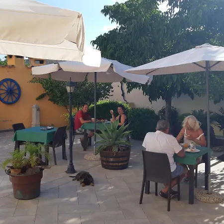 Da Sarah Guest house Muravera