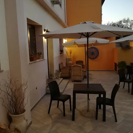 Da Sarah בית הארחה *